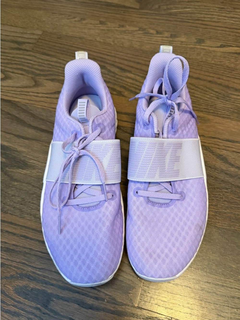 Nike Women’s Lavender Athletic Sneakers with Strap